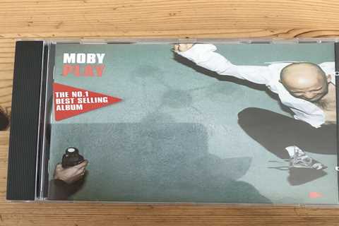 Moby - Play (1999) The No1 Best Selling Album