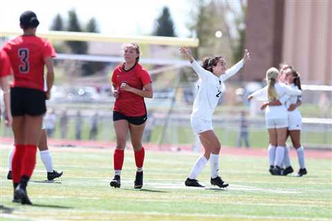 Girls, boys advance at state soccer | High School Sports