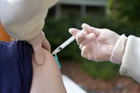 Rhode Island reaches 70% COVID vaccination rate