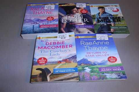 HARLEQUINN BEST SELLING ARTHUR COLLECTION BOOKS