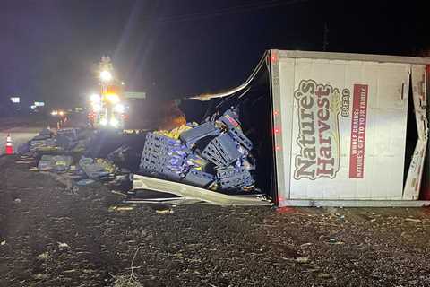 Freeway 99 northbound was closed in southwest Fresno after a significant derrick crash