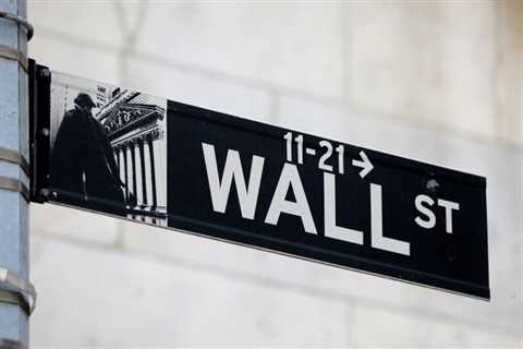 Wall Avenue slips as tax uncertainty, tech losses weigh By Reuters