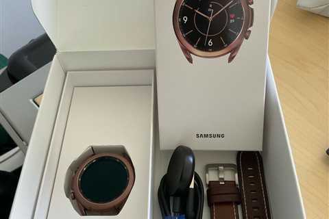 Selling best condition of galaxy watch 3