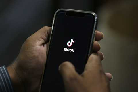 TikTok social media trainer slapping problem will get warning