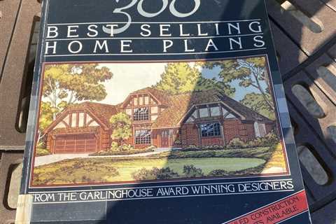 1987 BEST SELLING Home Plans Paperback Book by The Garlinghouse Company