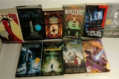 LOT OF 10 BEST-SELLING TEEN HORROR ADVENTURE MAGIC SCYTHE MISS PEREGRINE'S PERCY