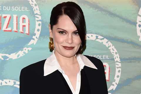 Jessie J Rocks cutout cardigan for Cirque du Soleil Luzia premiere