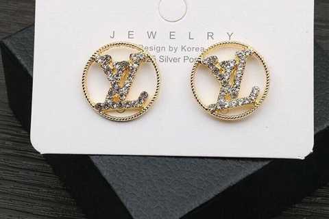 Best selling L Bling earrings
