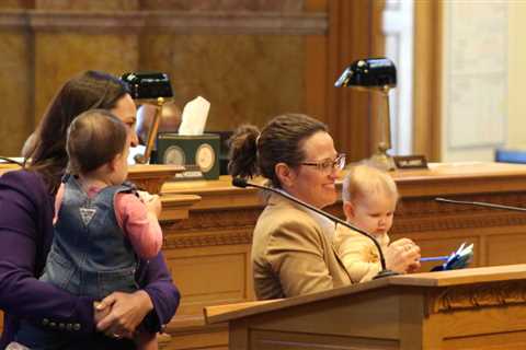 ‘Marlo’s Law’ to ease adoption for LGBTQ parents passes Legislature