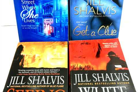 Jill Shalvis  National Best Selling Author  Lot of 4 Romance Novels