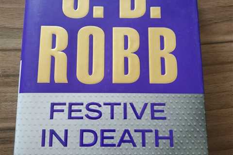 (Hard Cover) FESTIVE IN DEATH by J.D. ROBB #1 New York Times-Best Selling