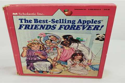 Scholastic The Best Selling Apples Friends Forever Book Set 1981-1986 Copyright