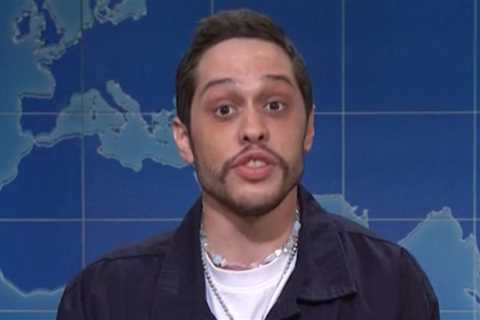 Pete Davidson Jokes About Kanye West, Oscars Slap and Ariana Grande in the Final ‘Saturday Night Live’ Episode – Watch Now!