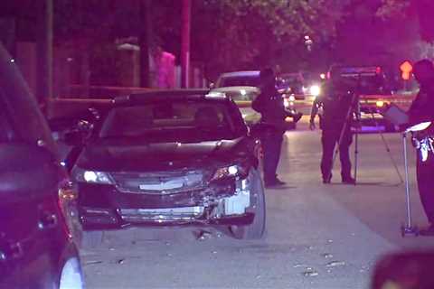 Man dies after falling out of moving car following argument at convenience store in north Houston