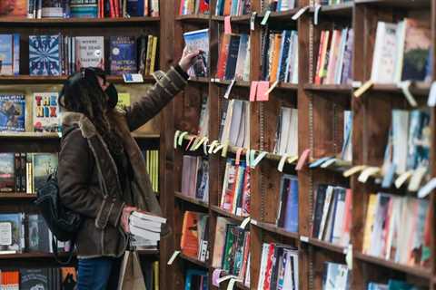 Tattered Cowl Bookstore Expands to Colorado Springs |  Firms