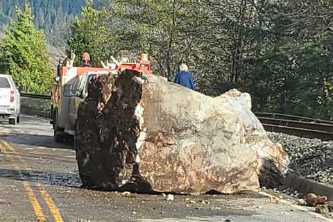 Hwy 16 between Prince Rupert and Terrace closed due to rockslide – Houston Today