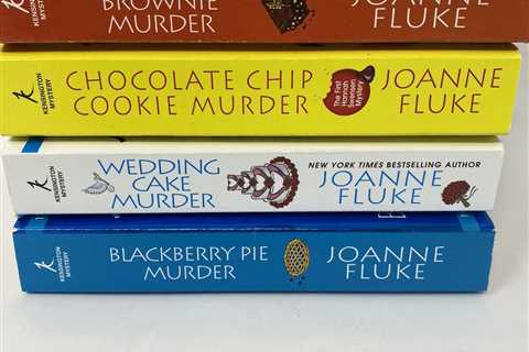 Joanne Fluke Culinary Mystery Book Lot NY Times Best Selling Paperbacks