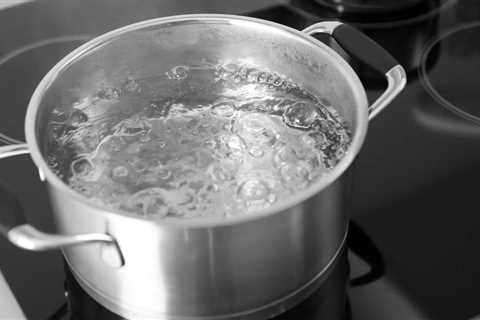 Houston Restaurants and Residents Take Precautions Amid City’s Boil Water Notice