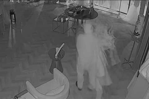 Thieves hit Houston wedding dress shop for second time in 3 months