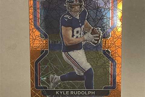 2021 PANINI PRIZM FOOTBALL ORANGE LAZER Kyle Rudolph #230