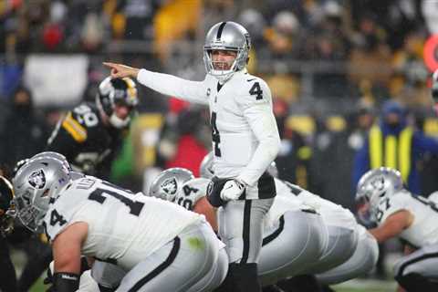 Could Houston Texans trade for Las Vegas Raiders QB Derek Carr?