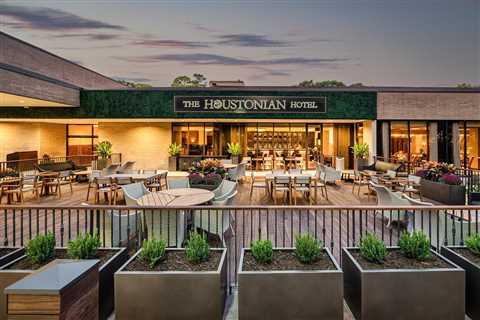 Houstonian, Four Seasons make top travel list