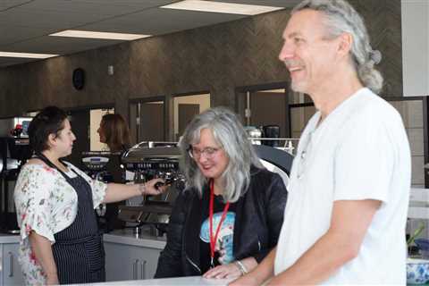 Vancouver’s Recovery Cafe is at an ‘oasis in the desert’