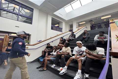 Oregon students visit HBCUs, envisioning a career in science