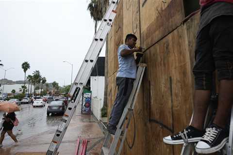 Hurricane Norma targets Mexico’s Los Cabos resorts