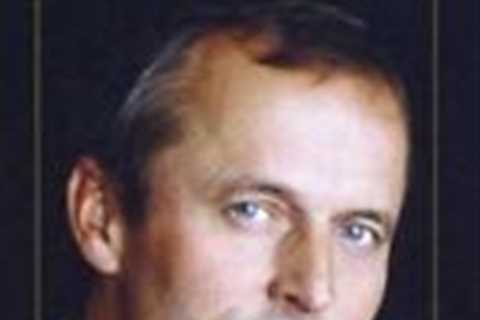 John Grisham: Best-Selling Author by Ishizuka, Kathy