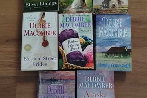 Lot of 8 Debbie Macomber Silver Linings Best Selling Contemporary Romance Novels