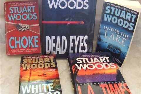 LOT OF 5  STUART WOODS BEST SELLING NOVELS ALL STANDALONE BOOKS