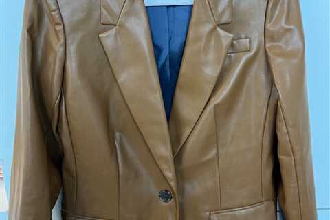 J.Crew Best Selling Classic Willa Blazer in Faux Leather RIch Coffee Size 2