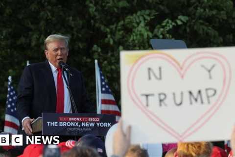 Trump wants to win over black and Latino voters in New York