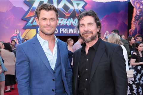 Chris Hemsworth & Christian Bale Get Support From Wives Elsa & Sibi At Thor: Love & Thunder Premiere!