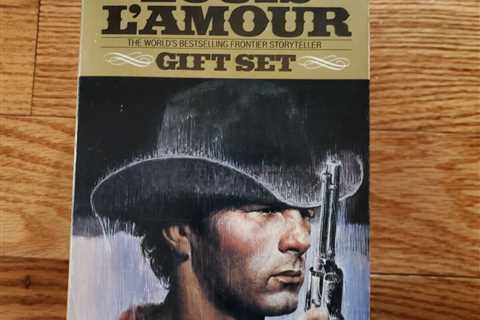 LOUIS L'AMOUR GIFT SET (4book Set) The Worlds Best Selling Frontier Storyteller