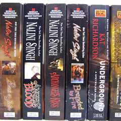 Lot of 10 Paranormal Romance Books Nalini Singh Lynn Viehl Kat Richardson