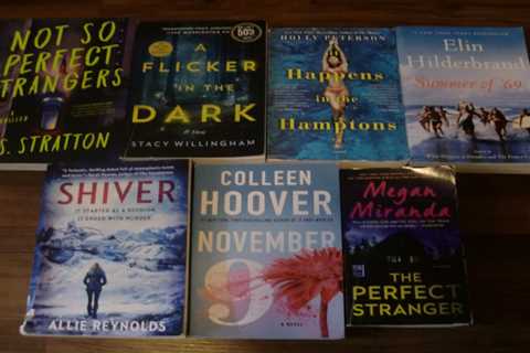 Lot of 7 fiction thriller mystery paperback books