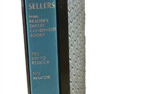 Best Sellers Reader's Digest Condensed Books 1981 Aviator Key to Rebecca  VGC