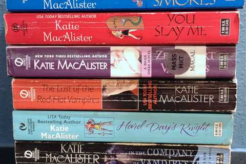 LARGE LOT - KATIE MACALISTER -  AISLING GREY & DARK ONES SERIES - 8 BOOKS