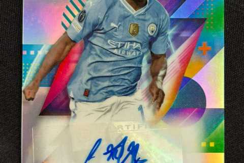 2023-24 Topps Finest UEFA Jeremy Doku Refractor Auto #A-JK Manchester City