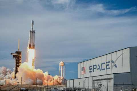 SpaceX rockets must remain on the ground – •