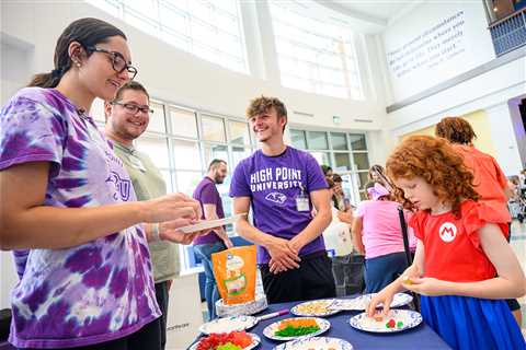 HPU Faculty and Students Explore Science at Nido and Mariana Qubein Children’s Museum